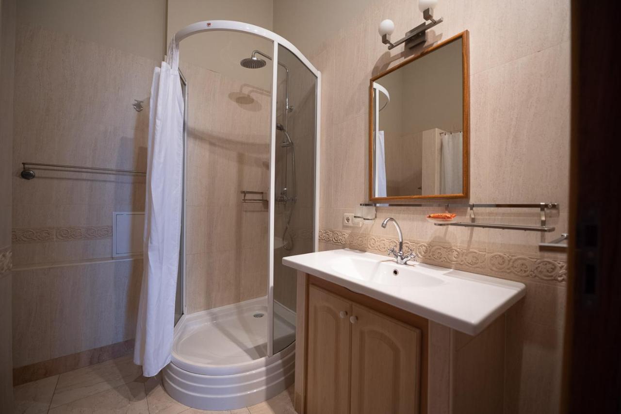 Great 144 Sq.M. Apartment In The Center Of Kiev Dış mekan fotoğraf