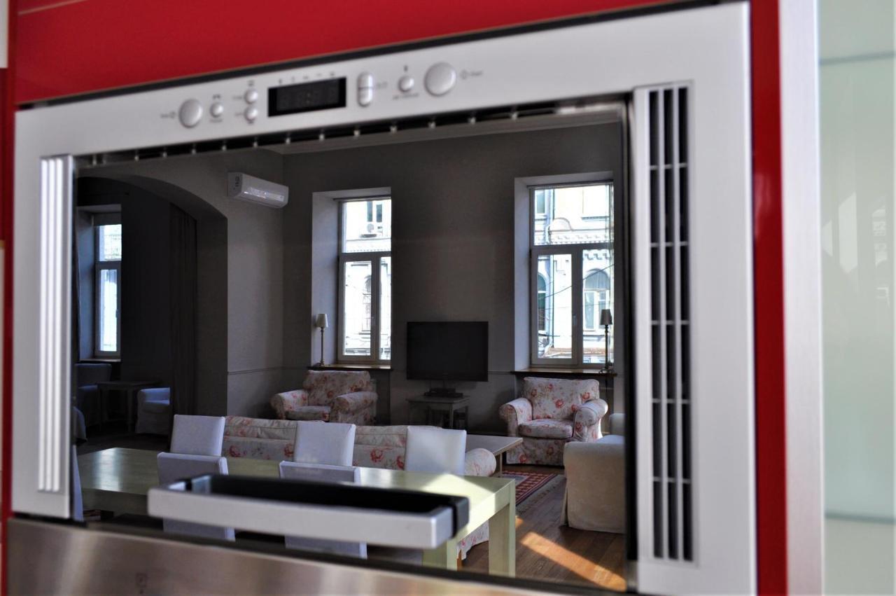 Great 144 Sq.M. Apartment In The Center Of Kiev Dış mekan fotoğraf