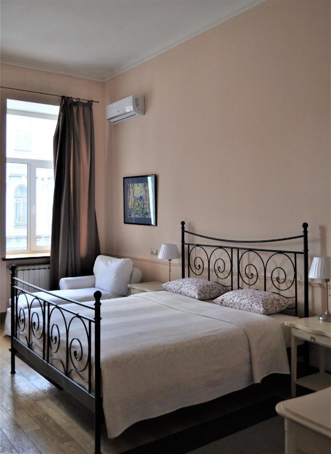 Great 144 Sq.M. Apartment In The Center Of Kiev Dış mekan fotoğraf